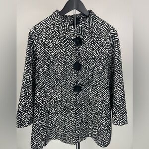 JM‎ Collection Med Black and White Swing Jacket